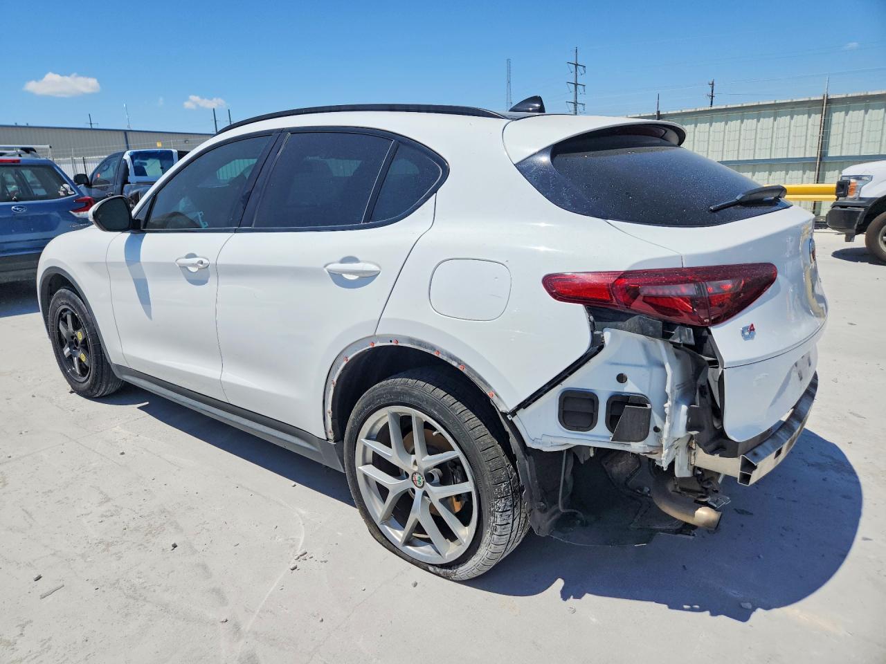 2018 Alfa Romeo Stelvio Ti Sport White vin: ZASFAKNNXJ7B90977