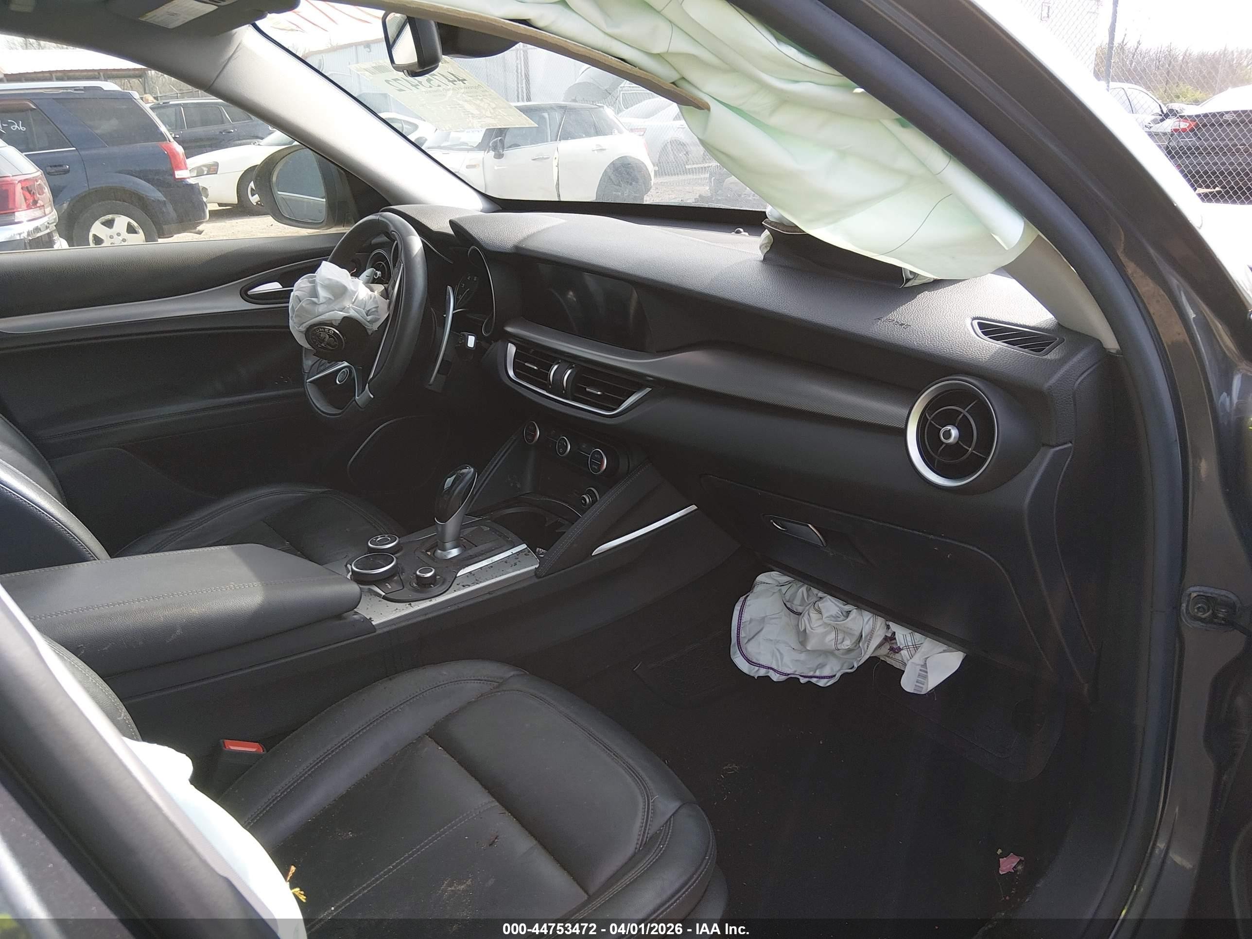 2018 Alfa Romeo Stelvio Sport Awd Gray vin: ZASFAKPN5J7B85912