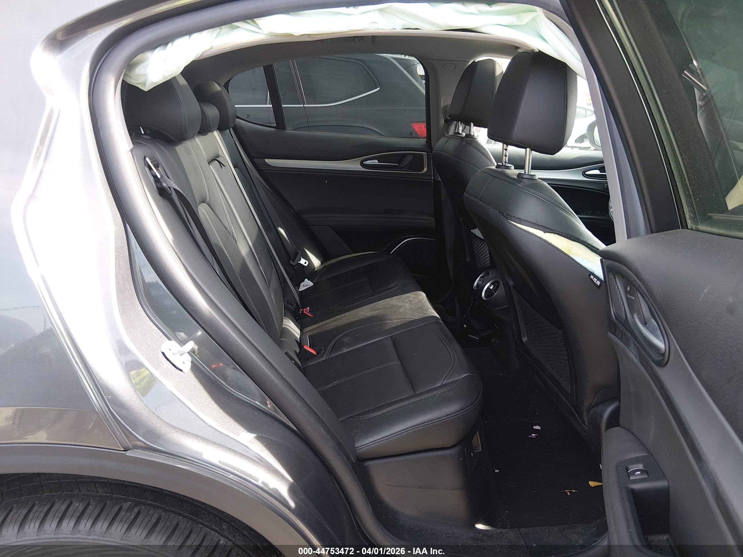 2018 Alfa Romeo Stelvio Sport Awd Gray vin: ZASFAKPN5J7B85912
