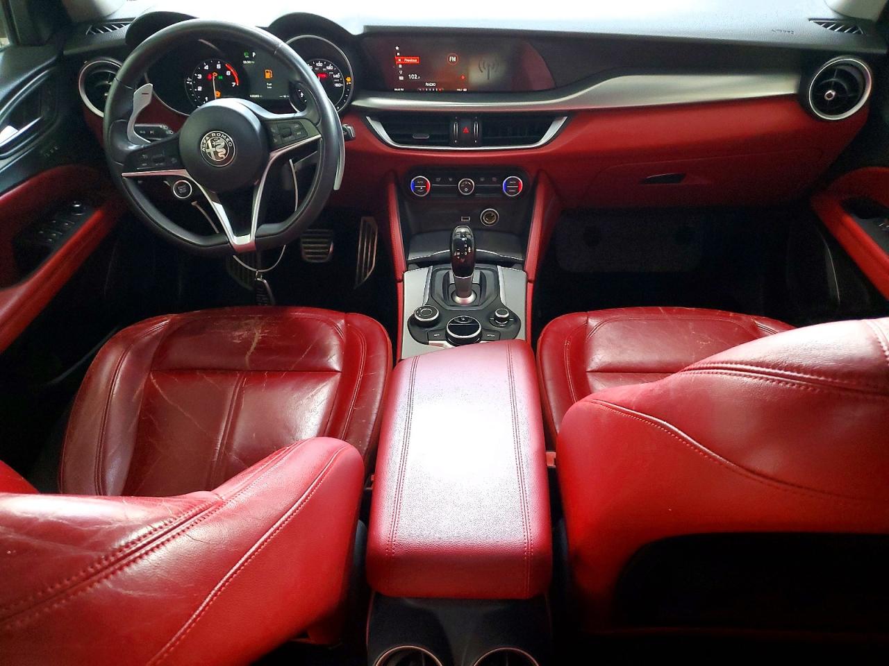2018 Alfa Romeo Stelvio Sport Red vin: ZASFAKPN7J7B72756