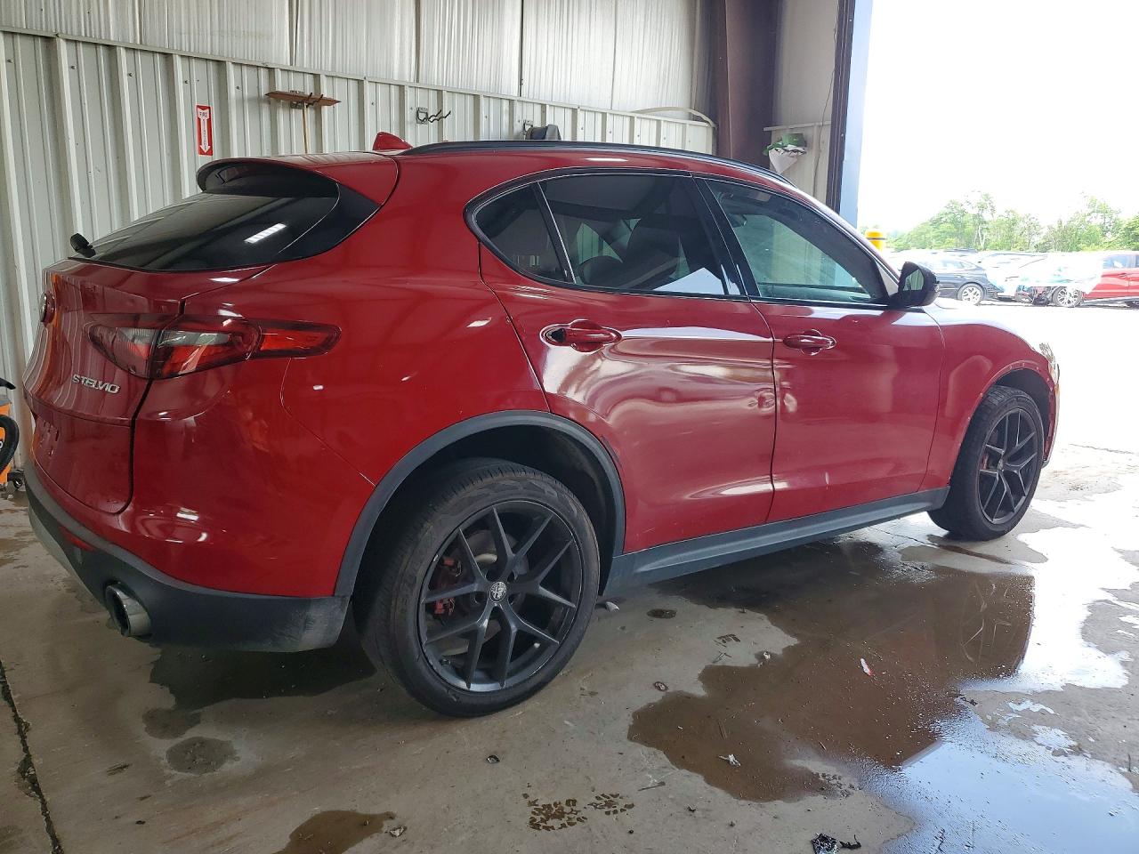 2018 Alfa Romeo Stelvio Sport Red vin: ZASFAKPN7J7B72756