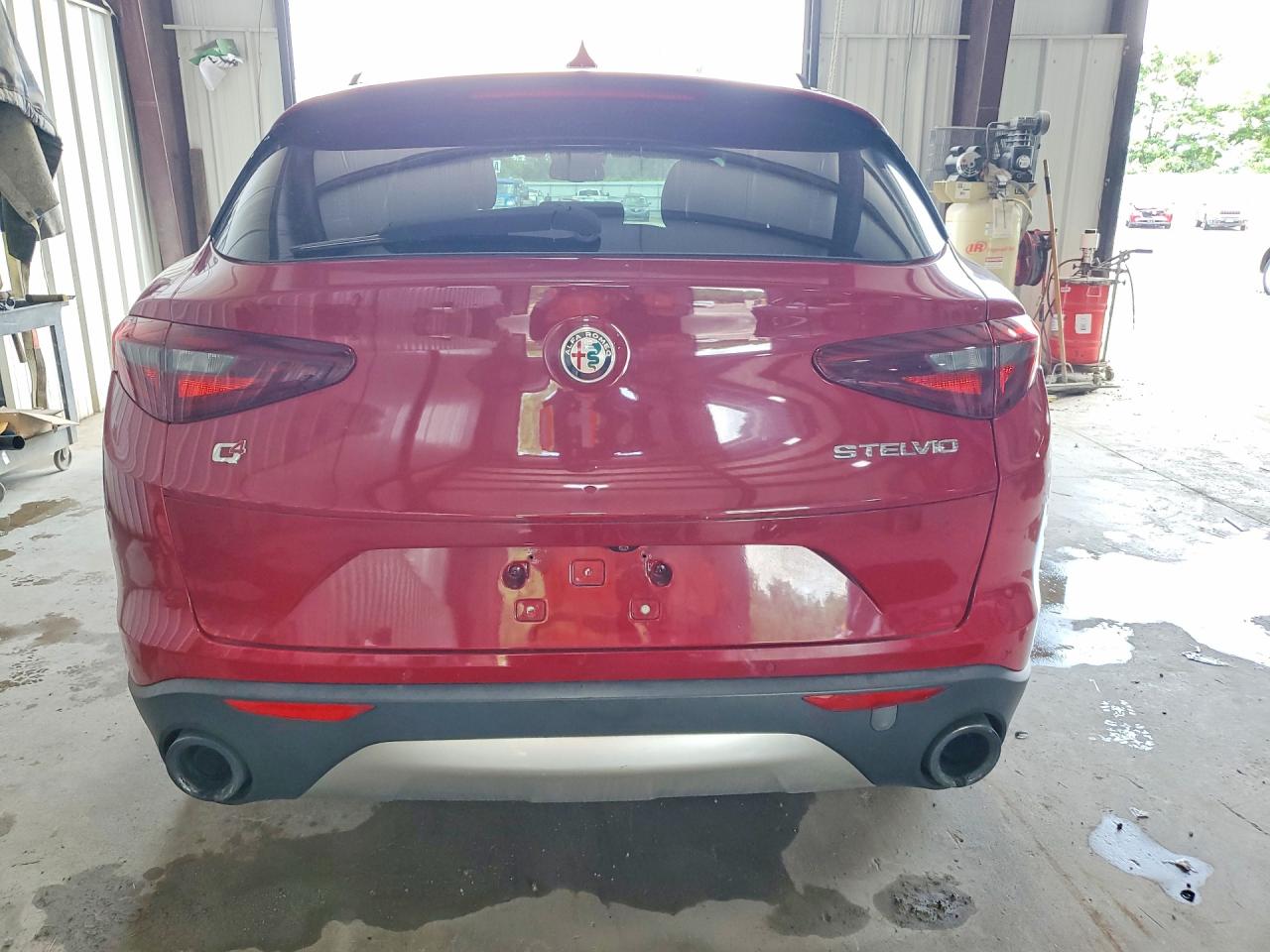 2018 Alfa Romeo Stelvio Sport Red vin: ZASFAKPN7J7B72756