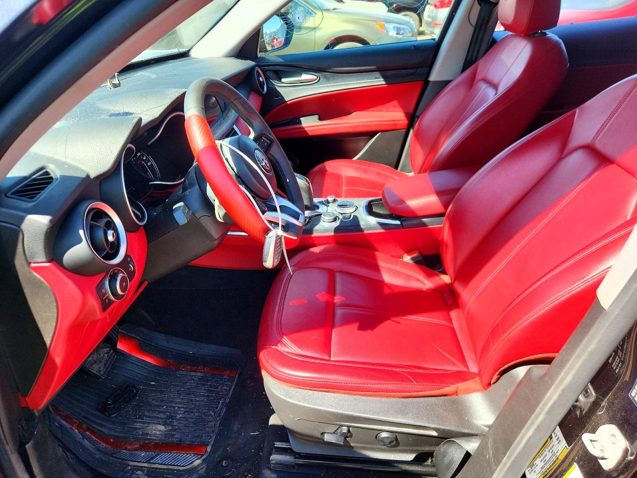 2020 Alfa Romeo Stelvio Black vin: ZASPAKAN0L7C87098