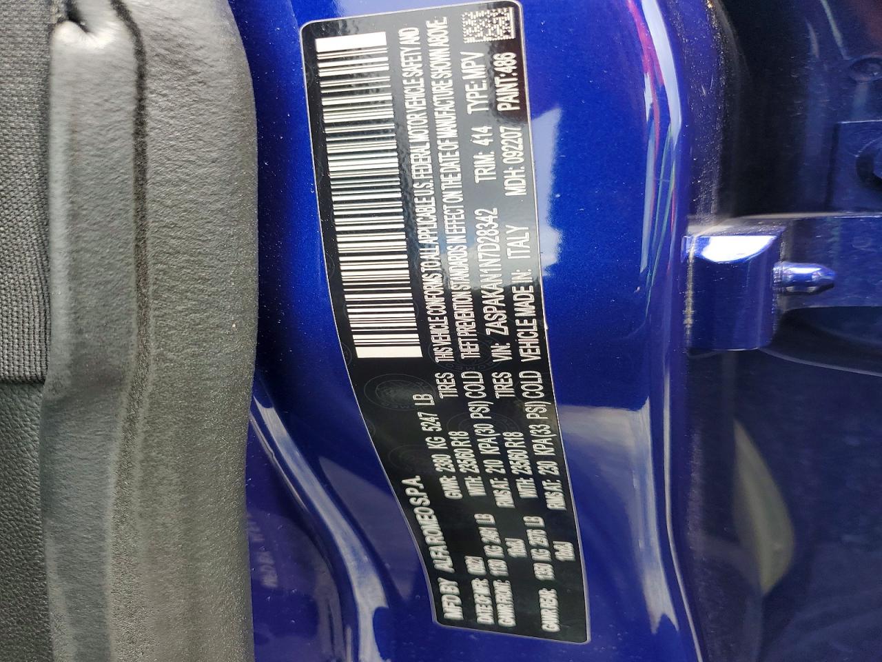2022 Alfa Romeo Stelvio Blue vin: ZASPAKAN1N7D28342