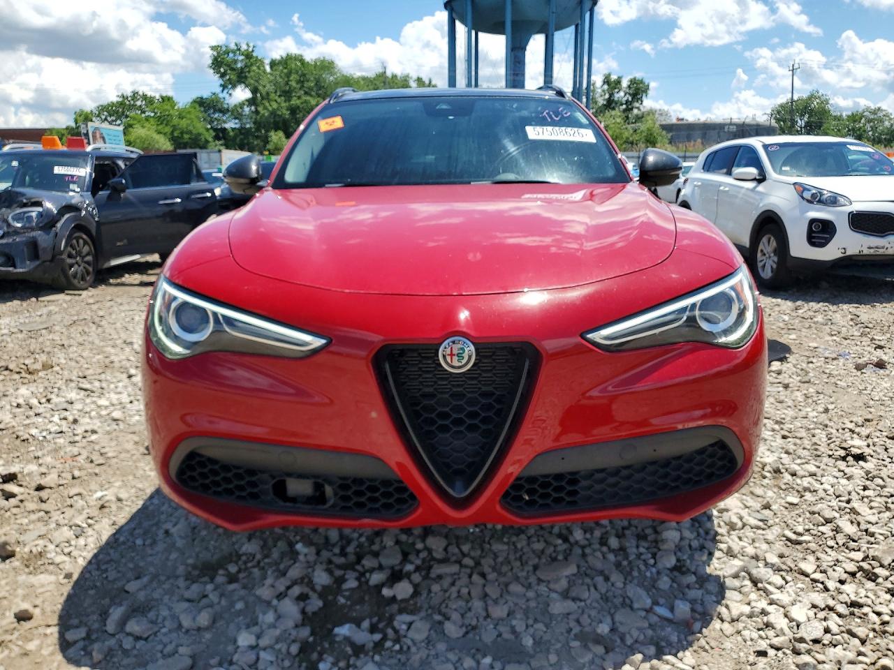 2021 Alfa Romeo Stelvio Sport Красный vin: ZASPAKAN9M7D18656