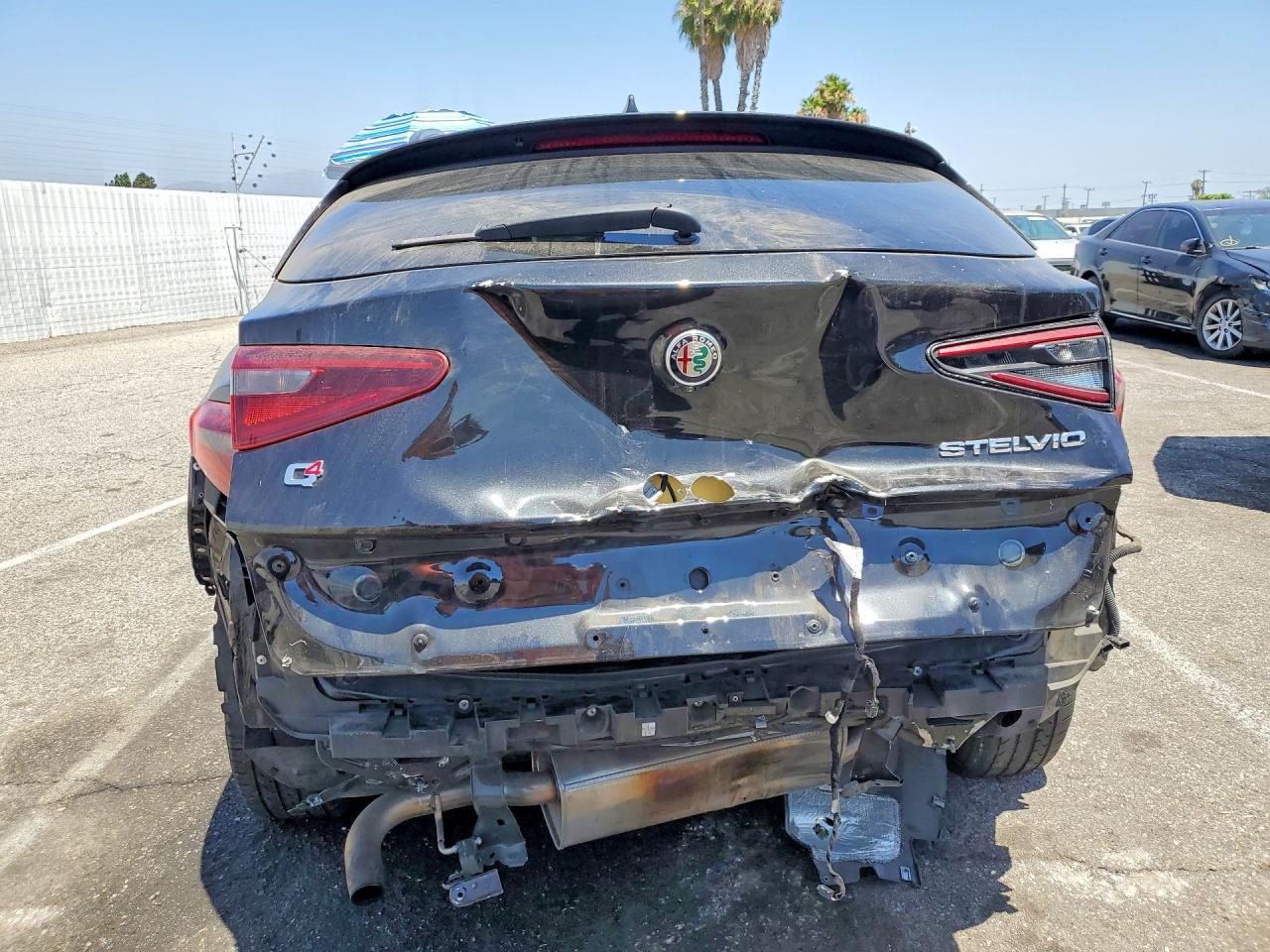 2019 Alfa Romeo Stelvio Black vin: ZASPAKANXK7C41468