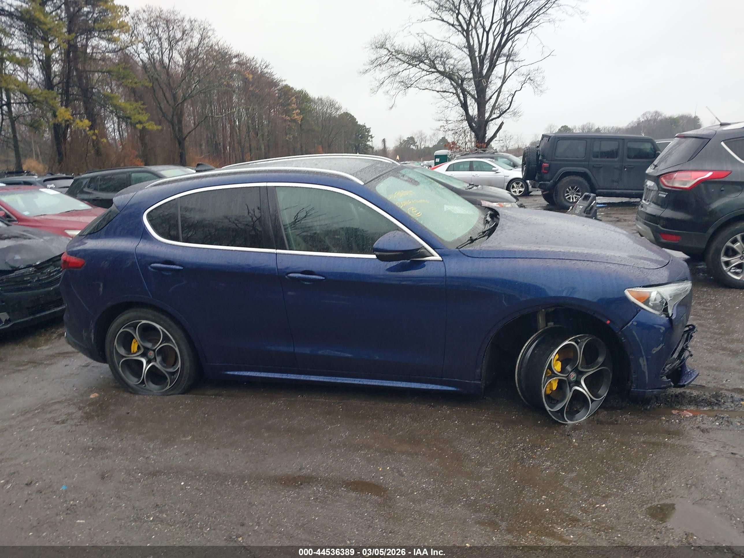 2020 Alfa Romeo Stelvio Ti Awd Синий vin: ZASPAKBN1L7C86945