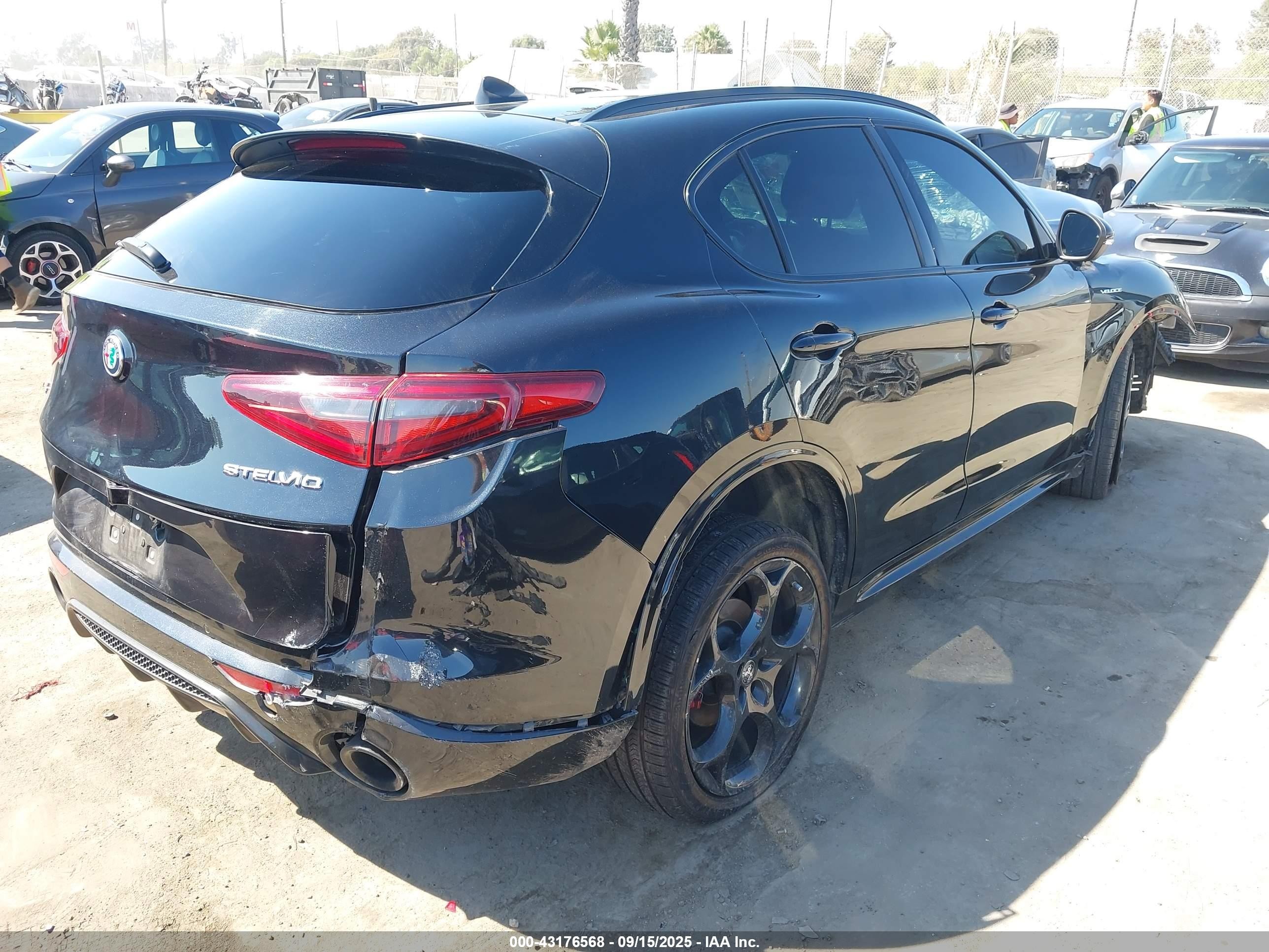 2023 Alfa Romeo Stelvio Veloce Awd Gray vin: ZASPAKBN3P7D54202