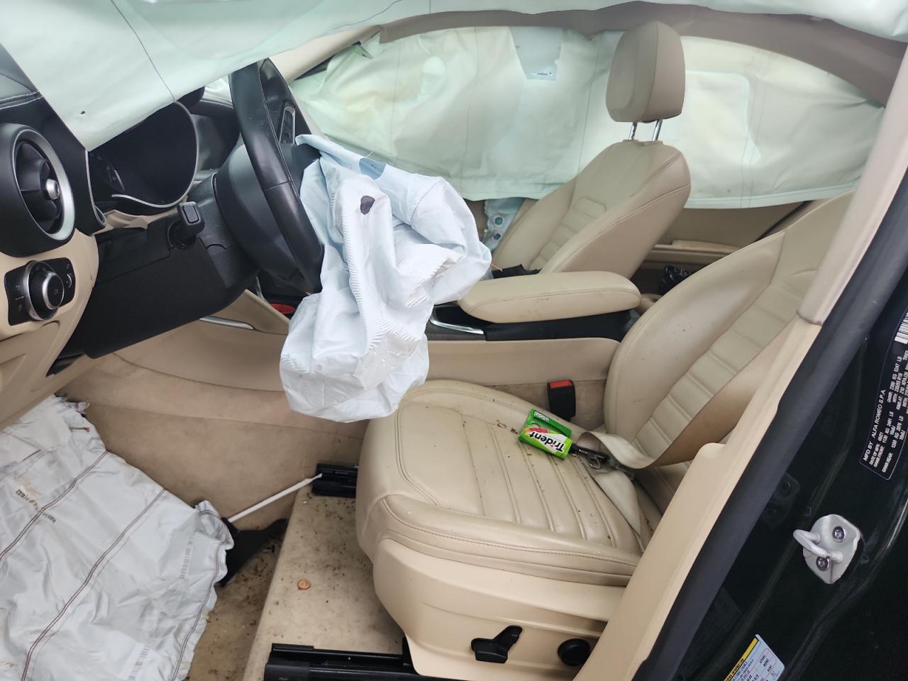 2021 Alfa Romeo Stelvio Ti Green vin: ZASPAKBN4M7D18661