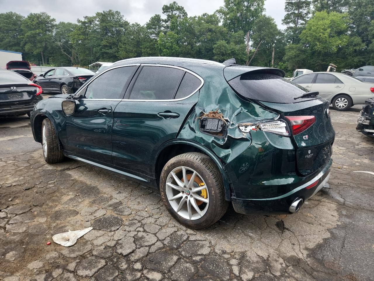2021 Alfa Romeo Stelvio Ti Green vin: ZASPAKBN4M7D18661