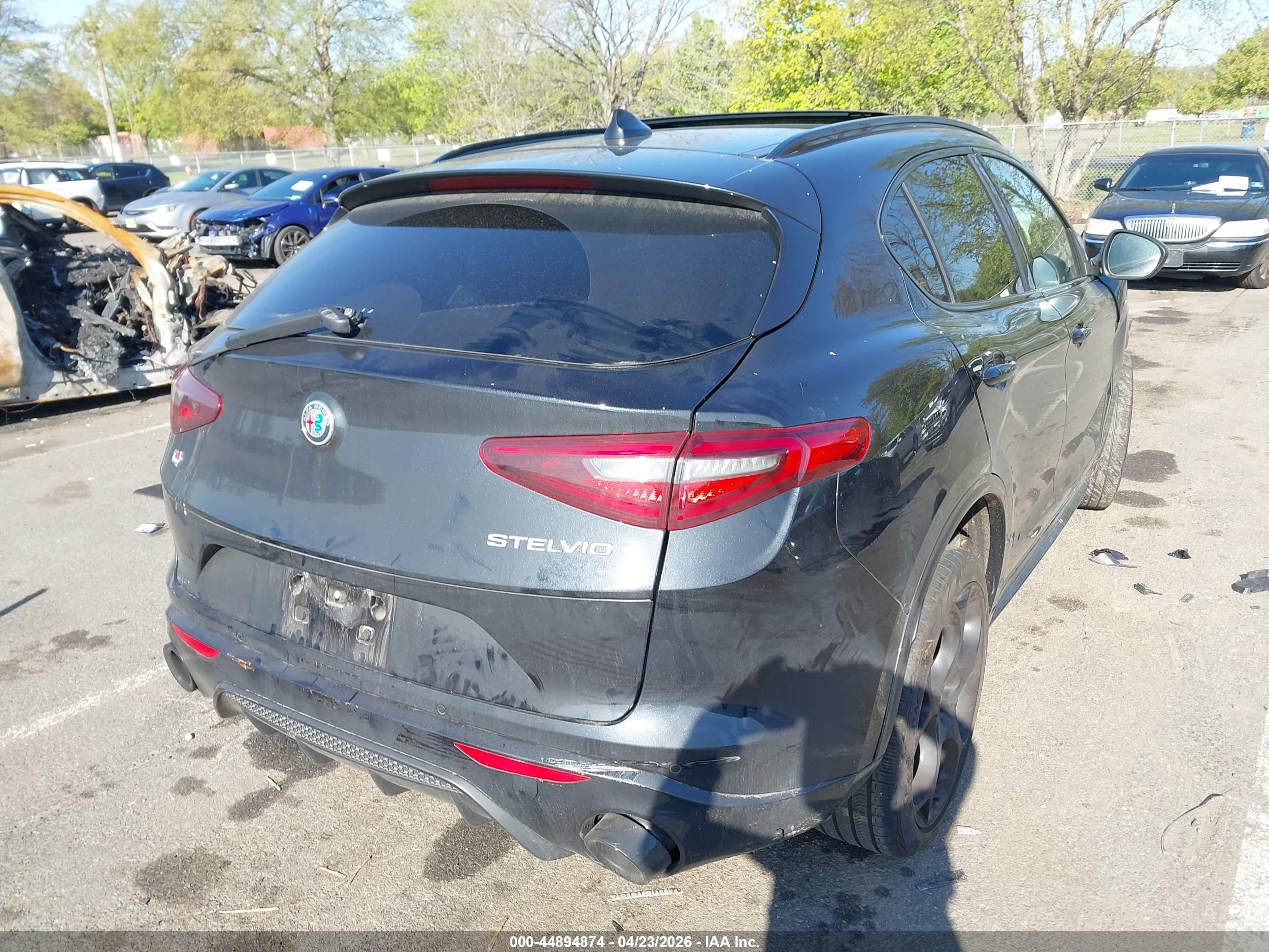 2023 Alfa Romeo Stelvio Veloce Awd Black vin: ZASPAKBN8P7D53644