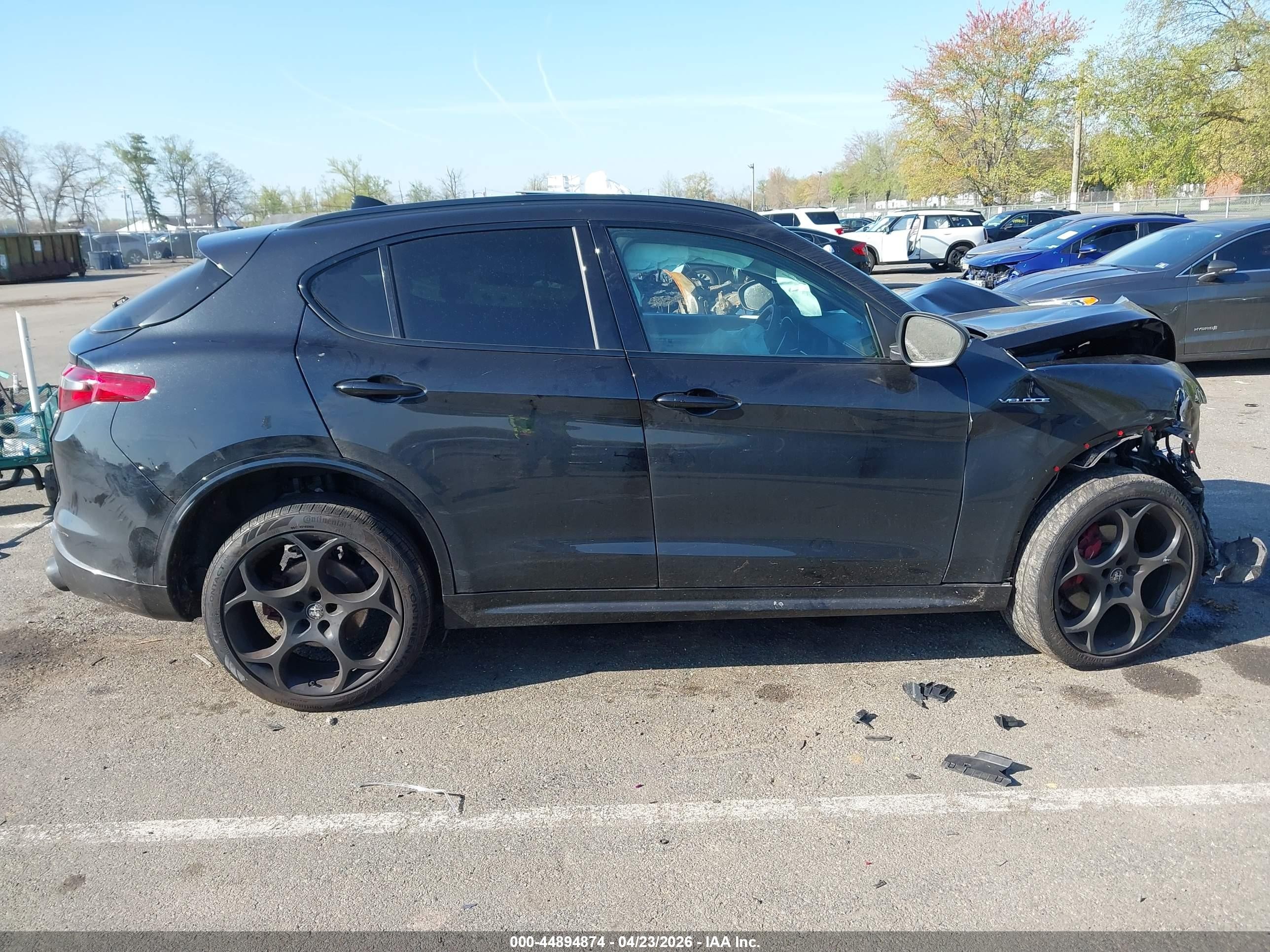 2023 Alfa Romeo Stelvio Veloce Awd Black vin: ZASPAKBN8P7D53644