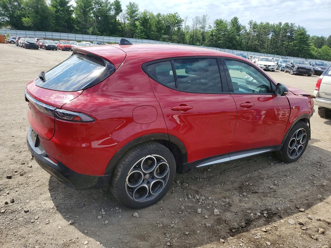 2024 Alfa Romeo Tonale Ti Красный vin: ZASPATCW2R3043199