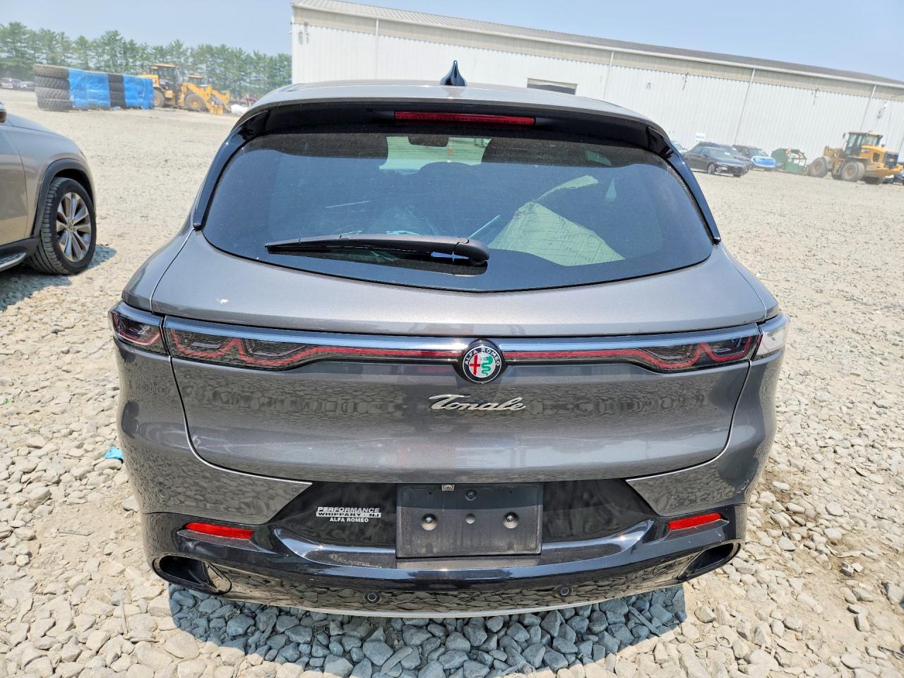 2024 Alfa Romeo Tonale Ti Gray vin: ZASPATCW6R3057266