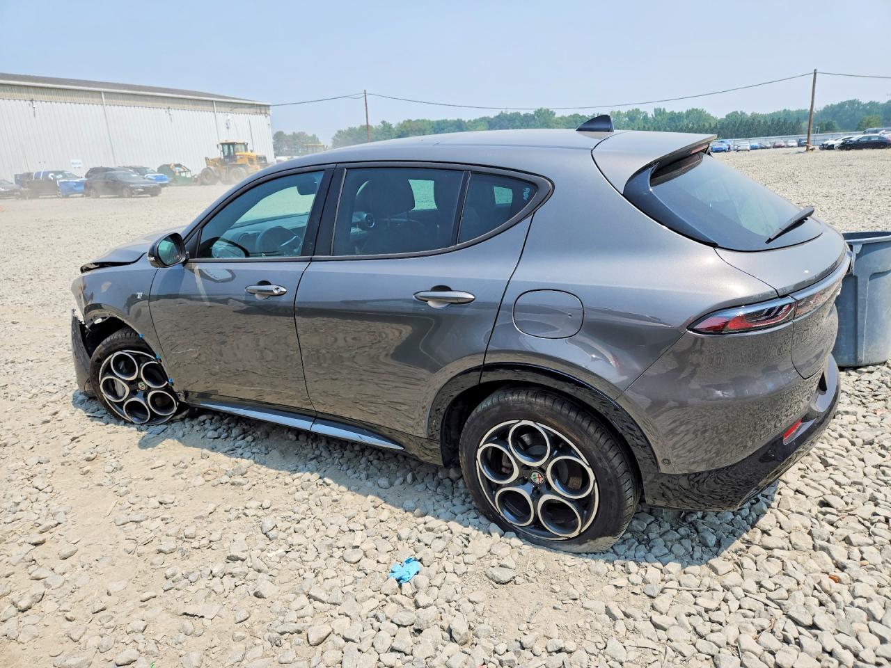 2024 Alfa Romeo Tonale Ti Gray vin: ZASPATCW6R3057266