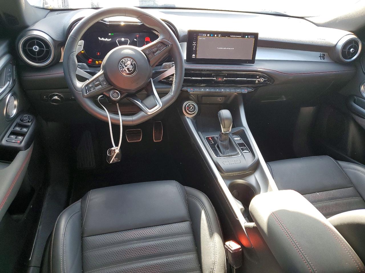2025 Alfa Romeo Tonale Tributo Italiano White vin: ZASPATTW0S3089247