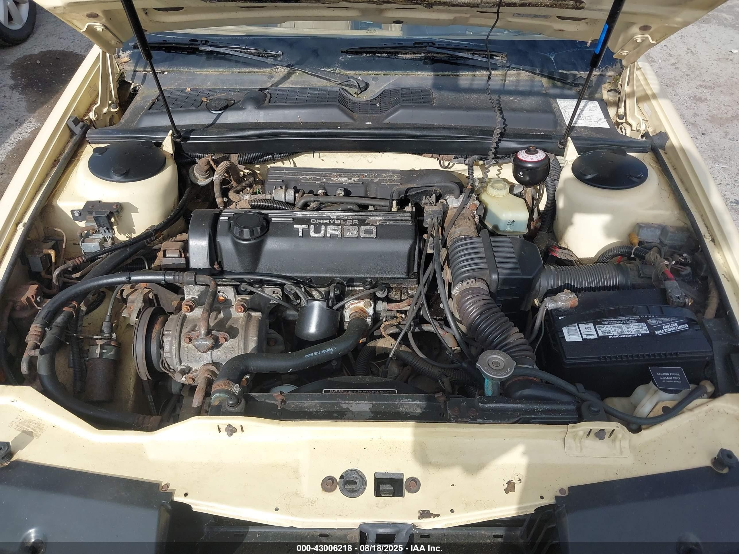 1989 Chrysler Tc By Maserati Beige vin: ZC2FP1102KB201247