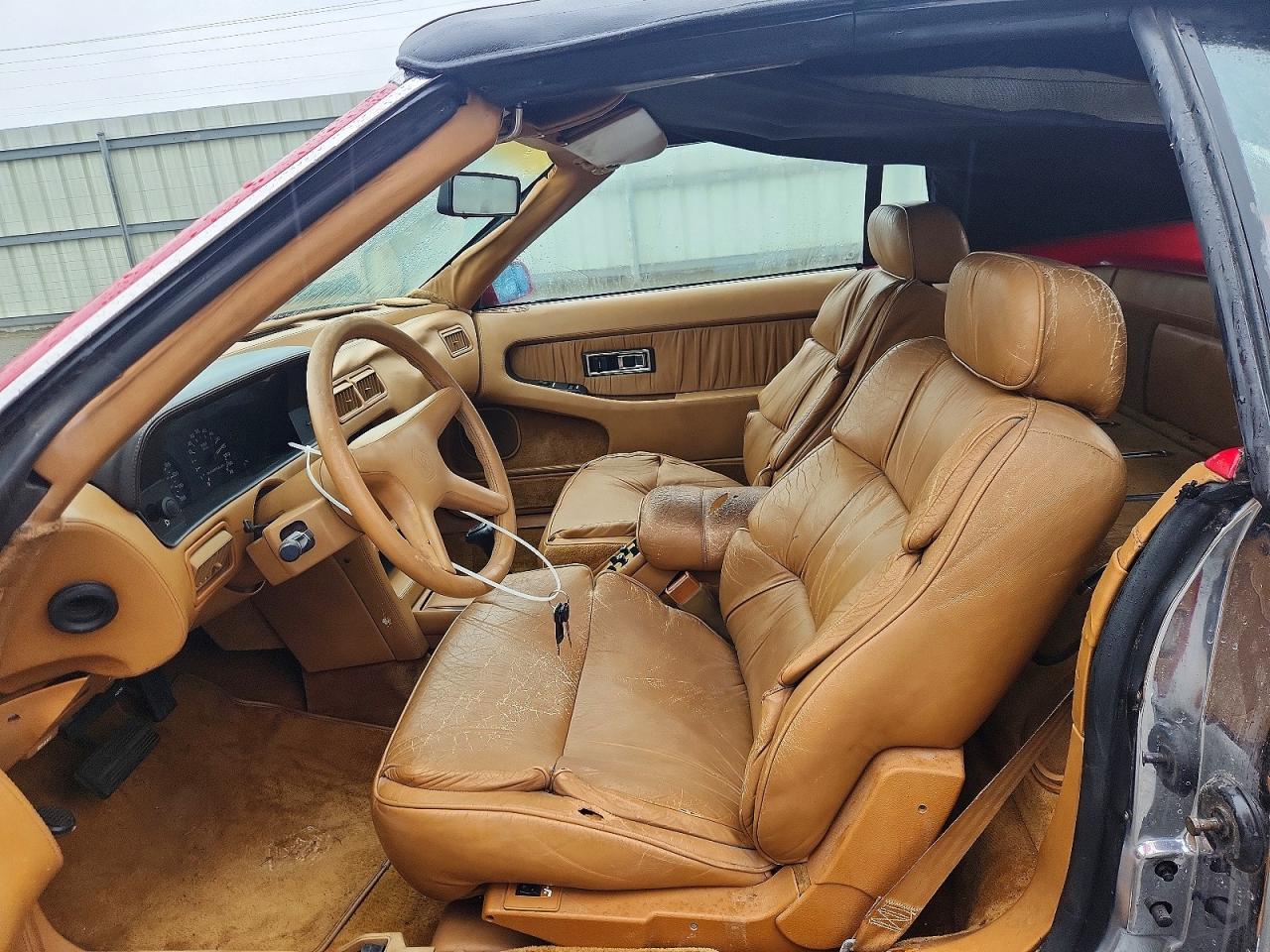 1989 Chrysler Tc By Maserati Red vin: ZC2FP1103KB200608