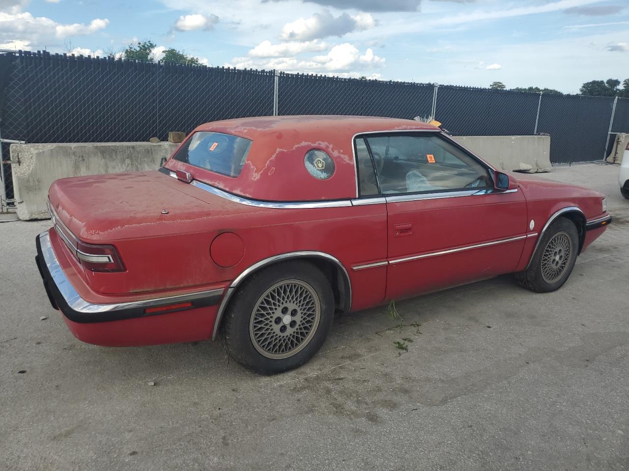 1989 Chrysler Tc By Maserati Red vin: ZC2FP1103KB201788