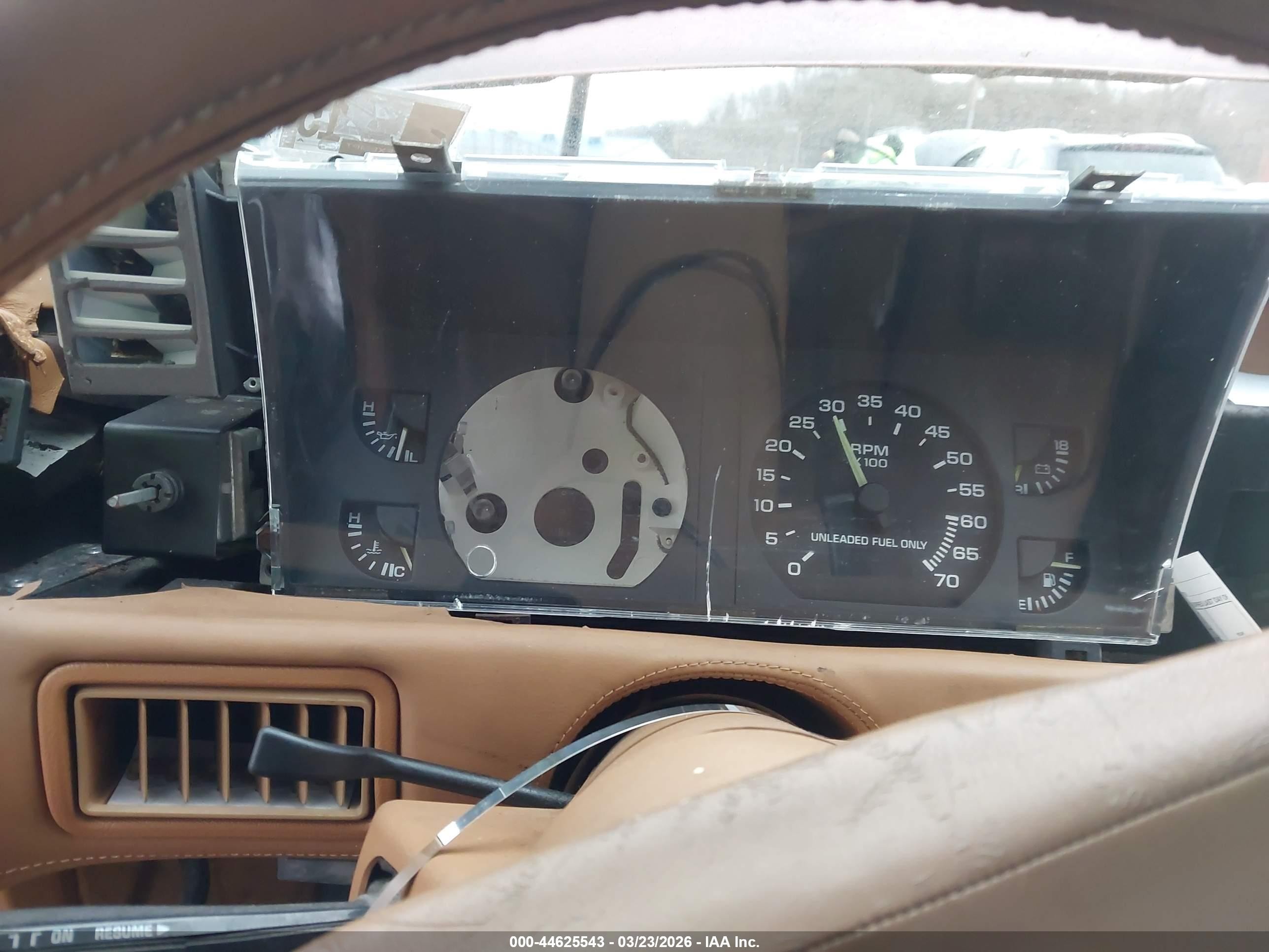 1989 Chrysler Tc By Maserati Burgundy vin: ZC2FP1104KB203047