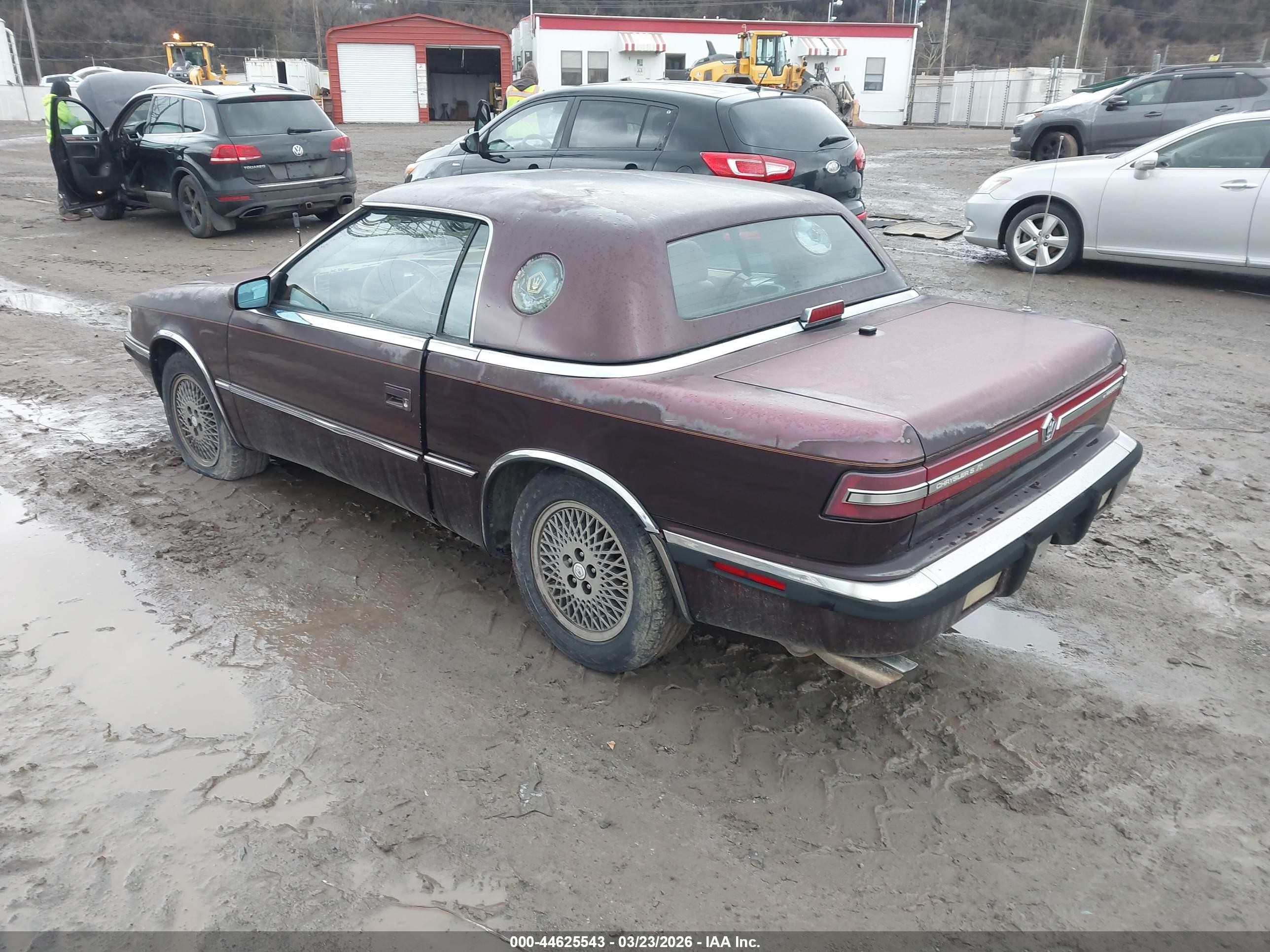 1989 Chrysler Tc By Maserati Burgundy vin: ZC2FP1104KB203047