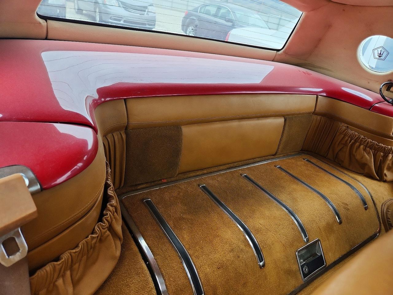1989 Chrysler Tc By Maserati Red vin: ZC2FP110XKB200749