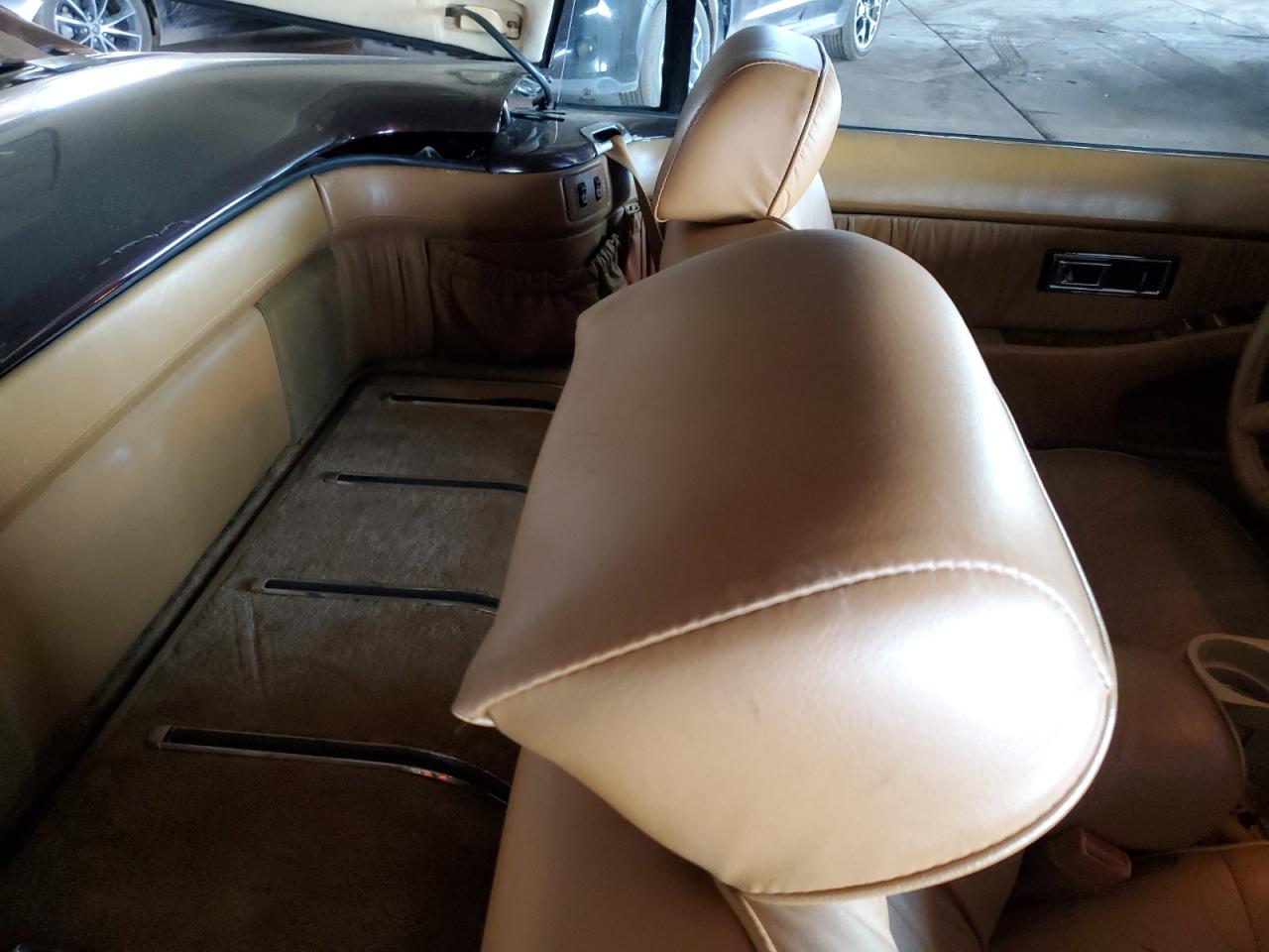 1989 Chrysler Tc By Maserati Burgundy vin: ZC2FP110XKB201478