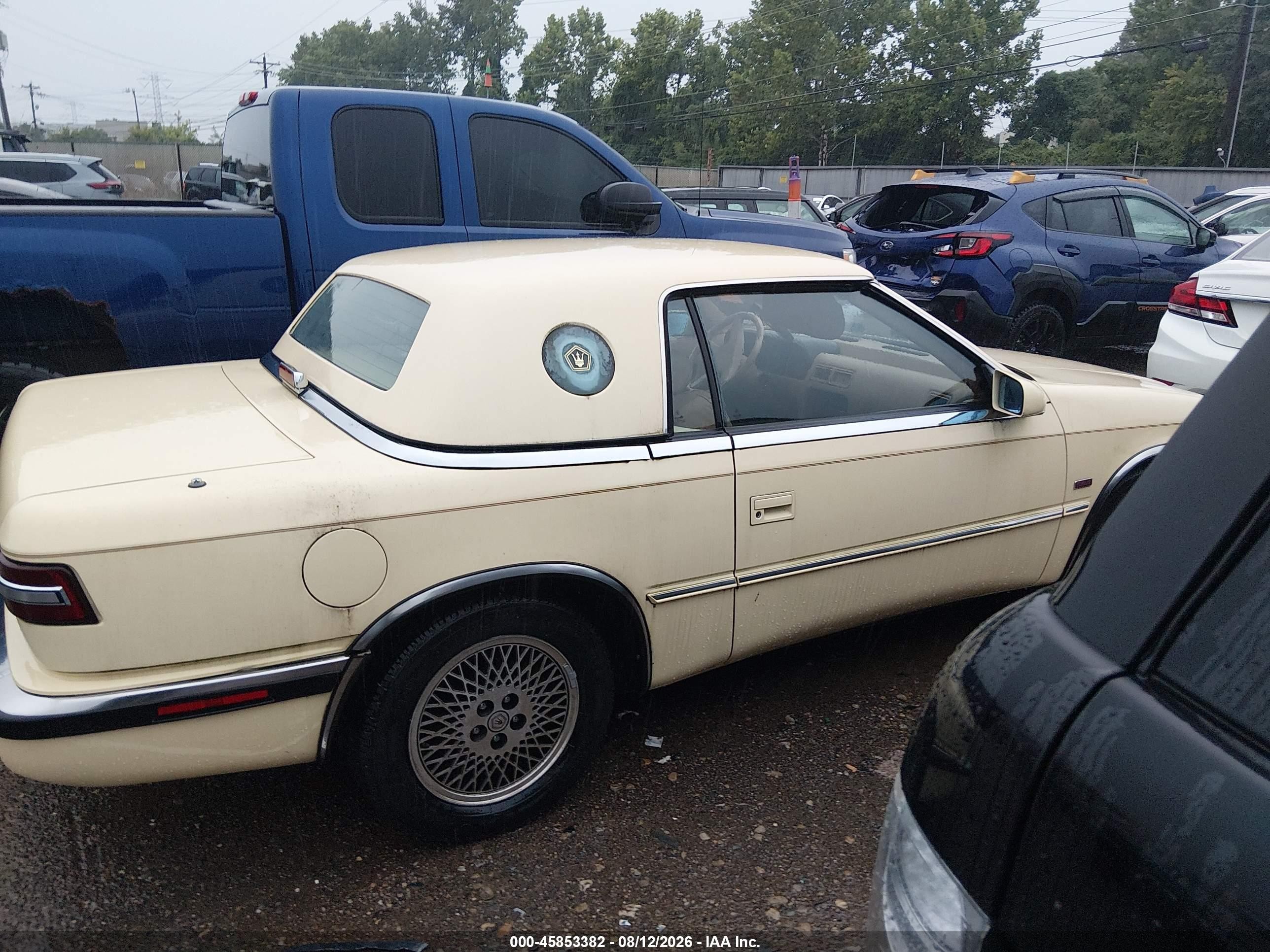 1989 Chrysler Tc By Maserati Yellow vin: ZC2FR1100KB204237
