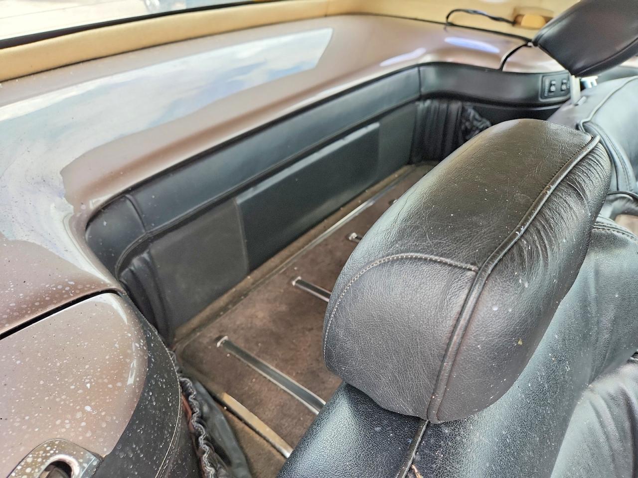 1990 Chrysler Tc By Maserati Tan vin: ZC2FS1208LB206287