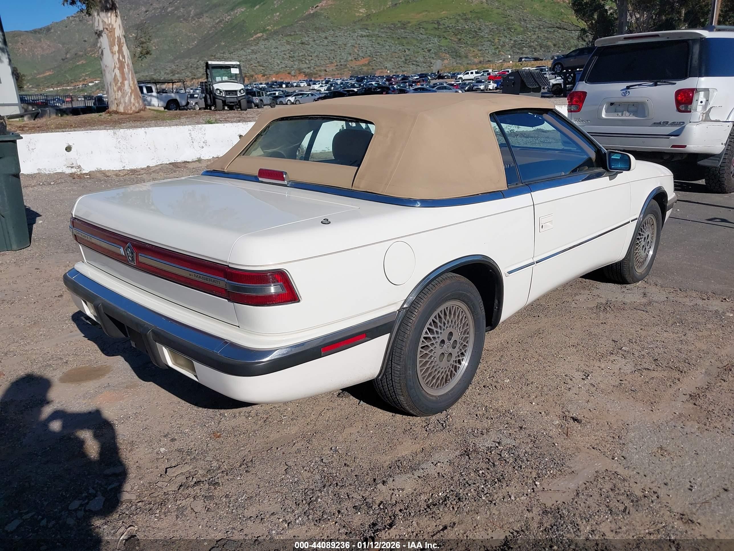 1990 Chrysler Tc By Maserati White vin: ZC2FS120XLB205237