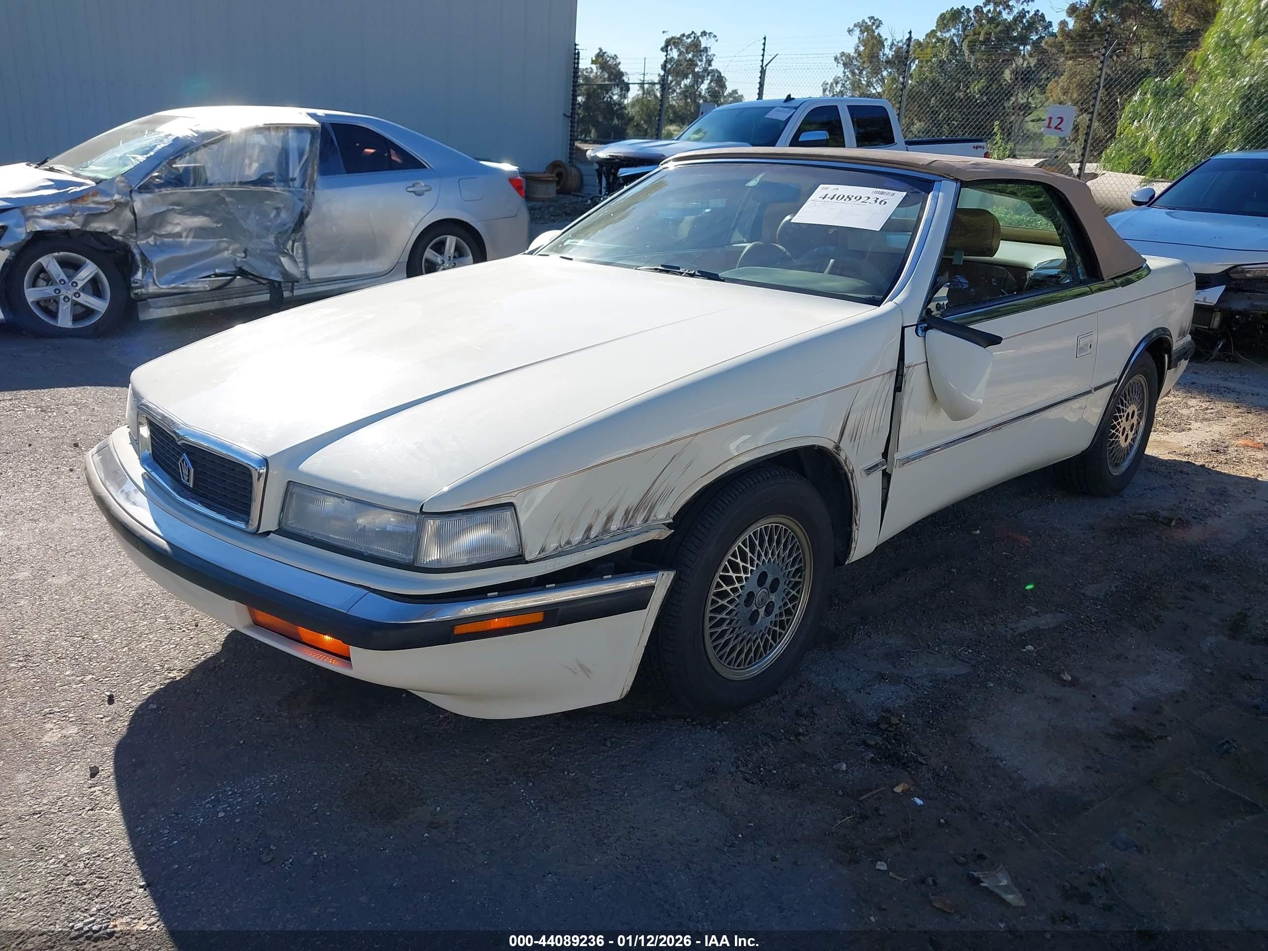 1990 Chrysler Tc By Maserati White vin: ZC2FS120XLB205237