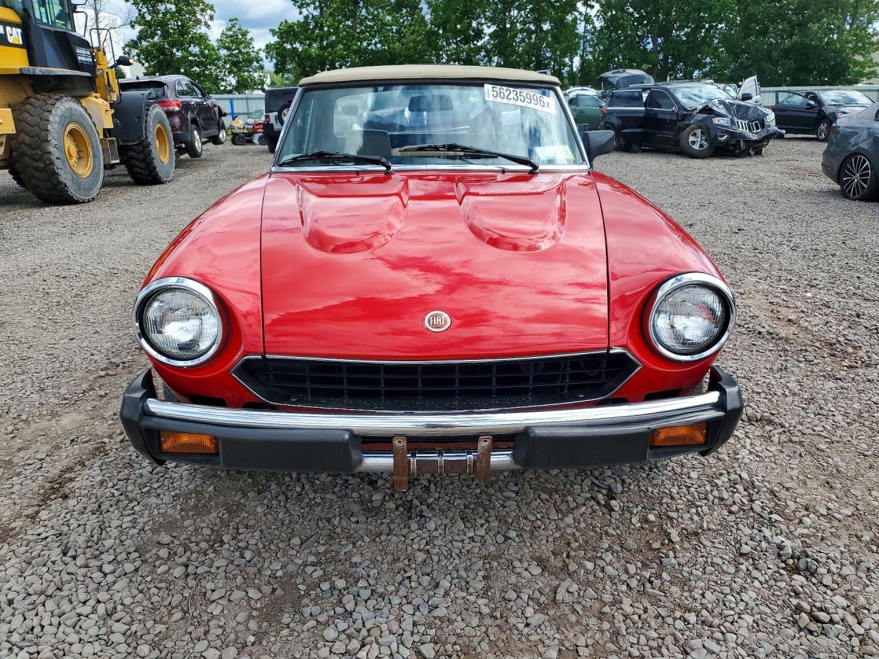 1982 Fiat 124 Spider Red vin: ZFAAS00B2C5002928