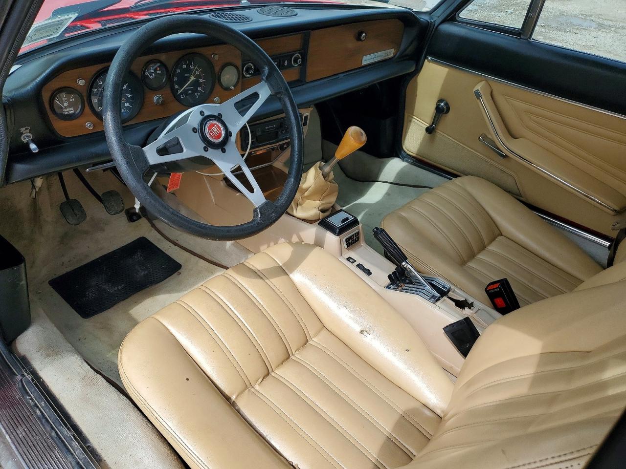 1982 Fiat 124 Spider Red vin: ZFAAS00B2C5002928