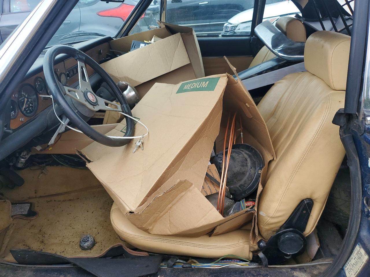 1982 Fiat 124 Spider Синий vin: ZFAAS00B4C8188146