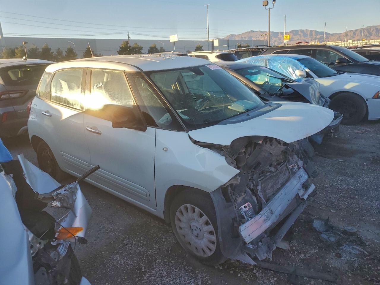 2014 Fiat 500l Pop White vin: ZFBCFAAH1EZ003730