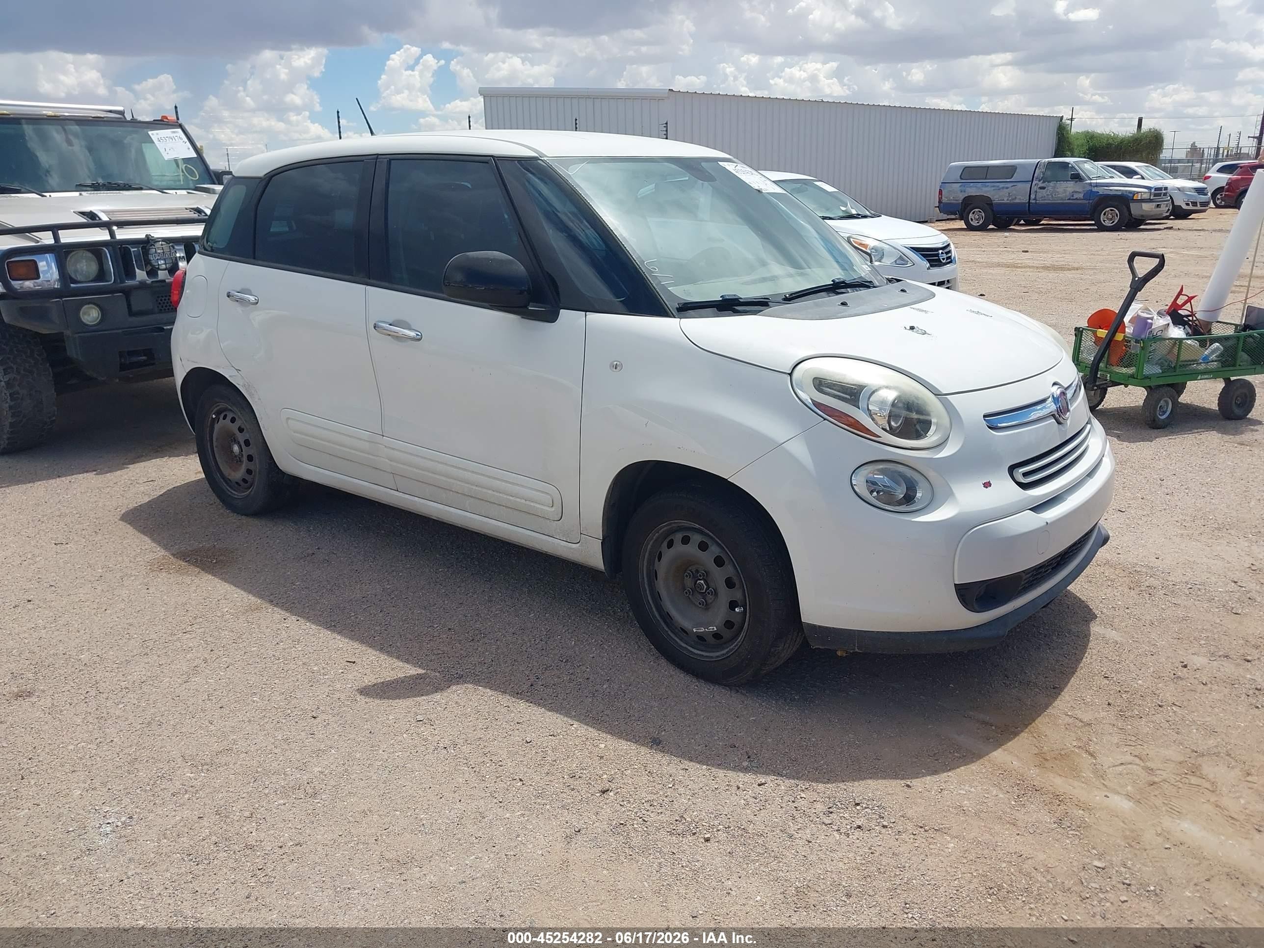 2015 Fiat 500l Pop White vin: ZFBCFAAH7FZ033820