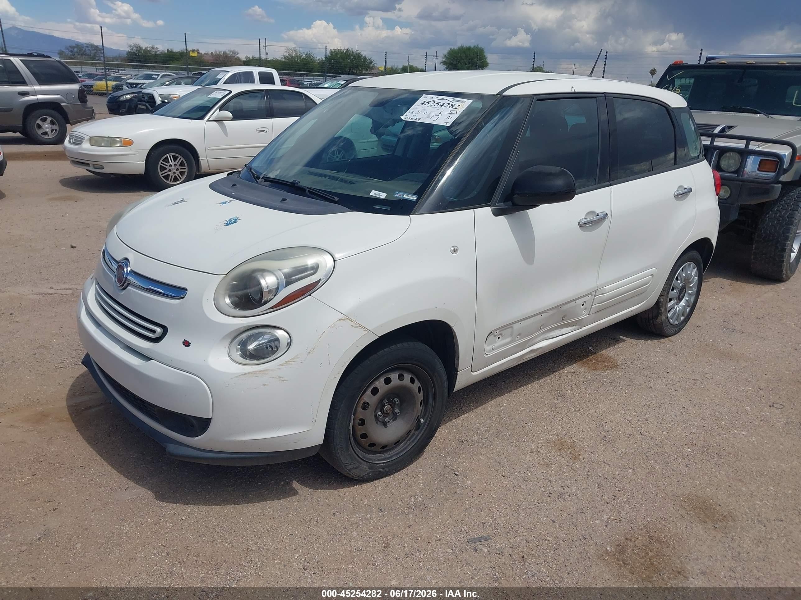 2015 Fiat 500l Pop White vin: ZFBCFAAH7FZ033820
