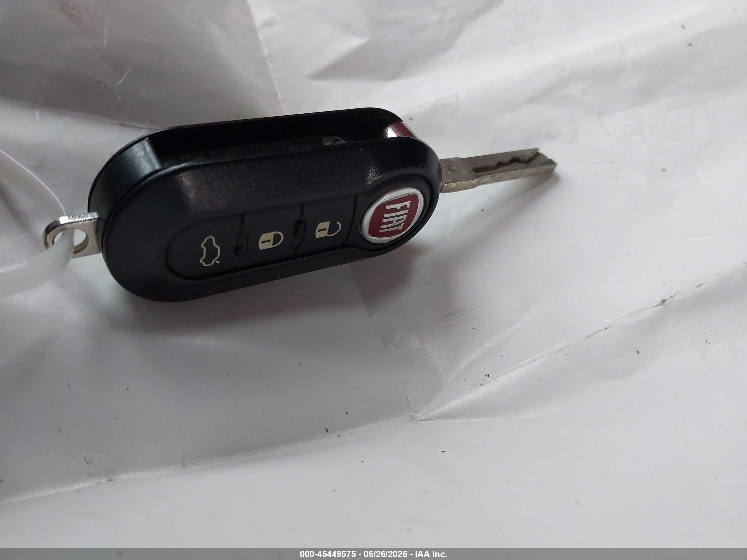2015 Fiat 500l Pop Black vin: ZFBCFAAHXFZ031771