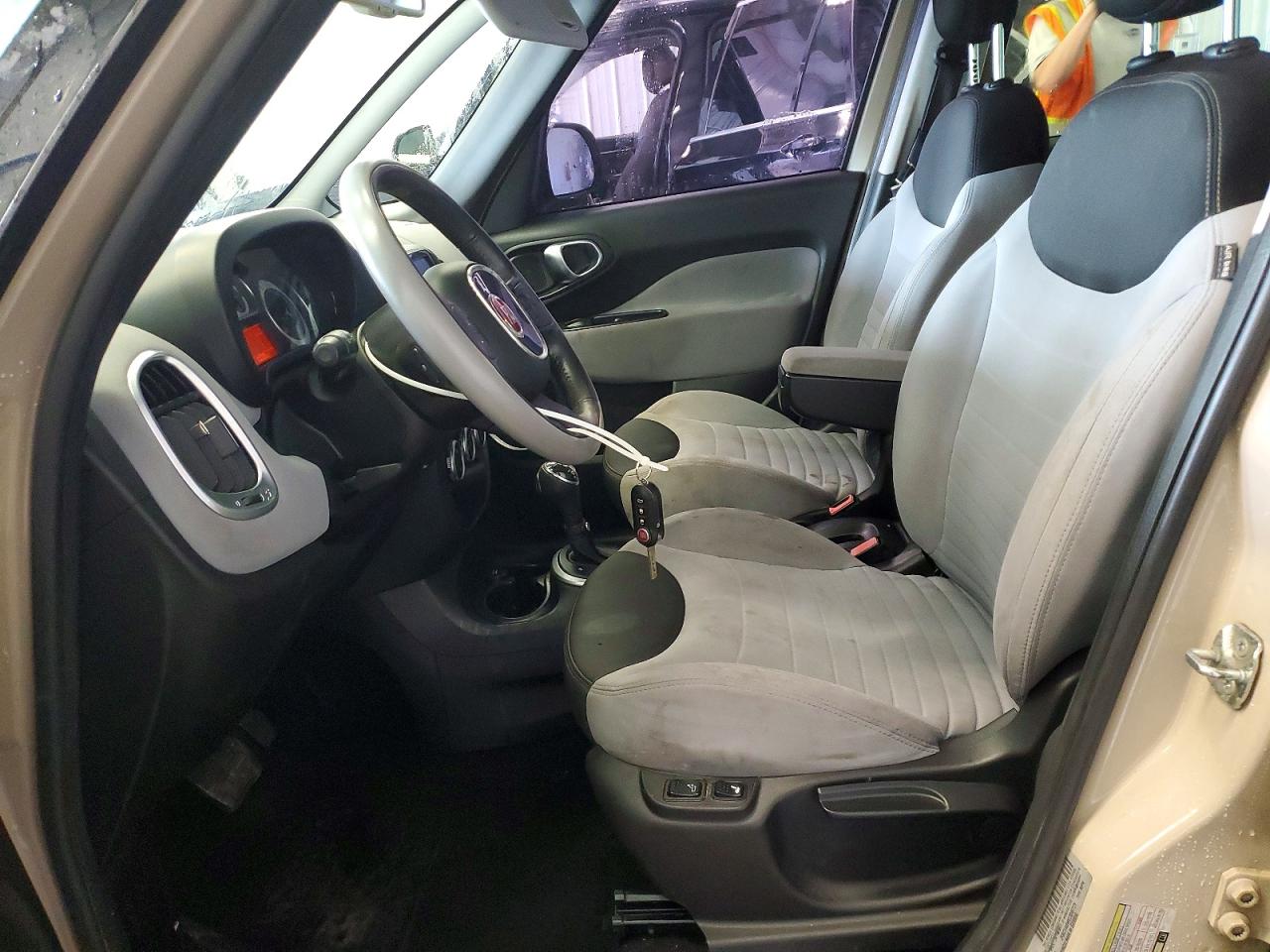 2014 Fiat 500l Easy Beige vin: ZFBCFABH1EZ016721