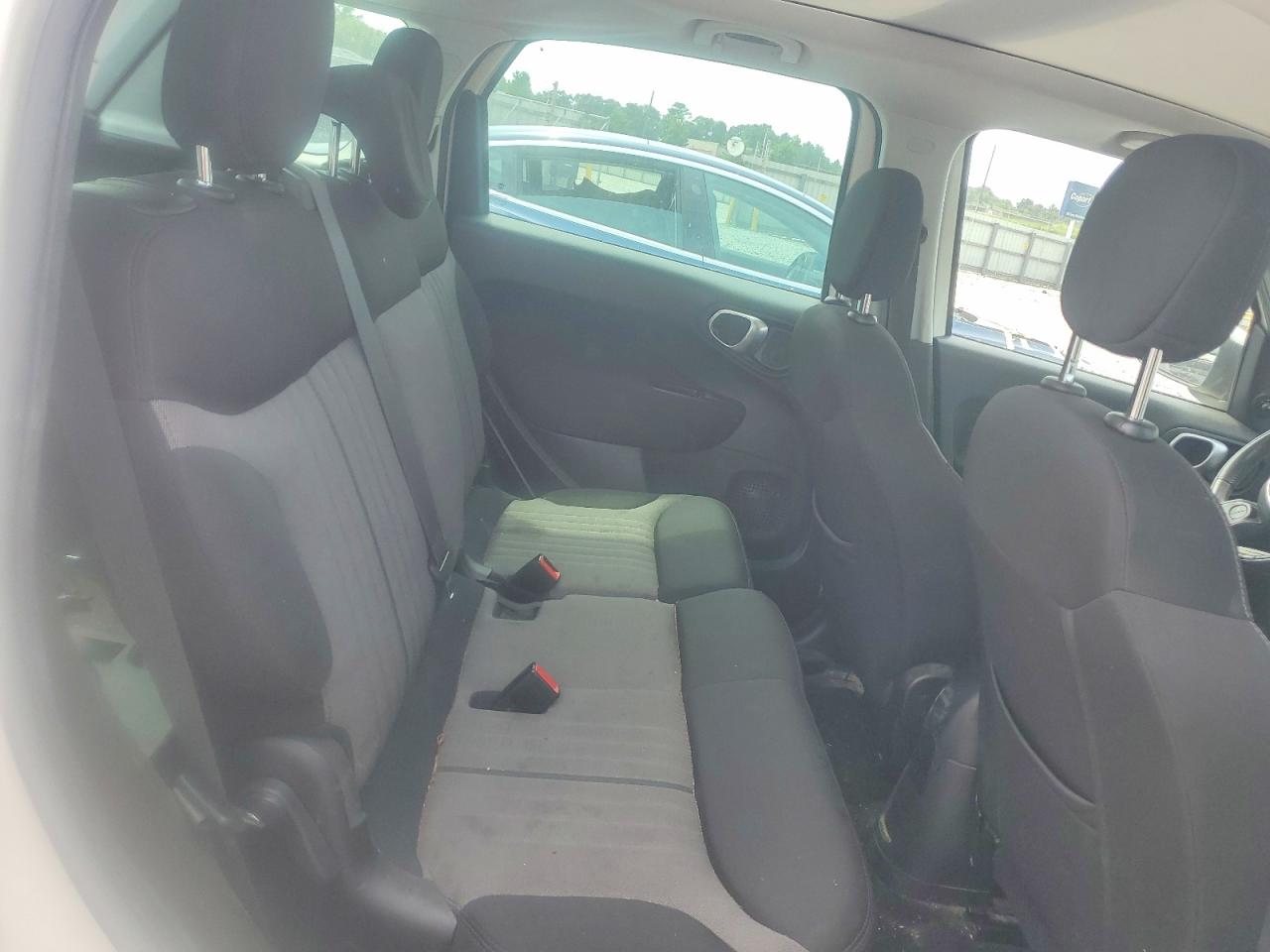 2015 Fiat 500l Easy White vin: ZFBCFABH2FZ036283