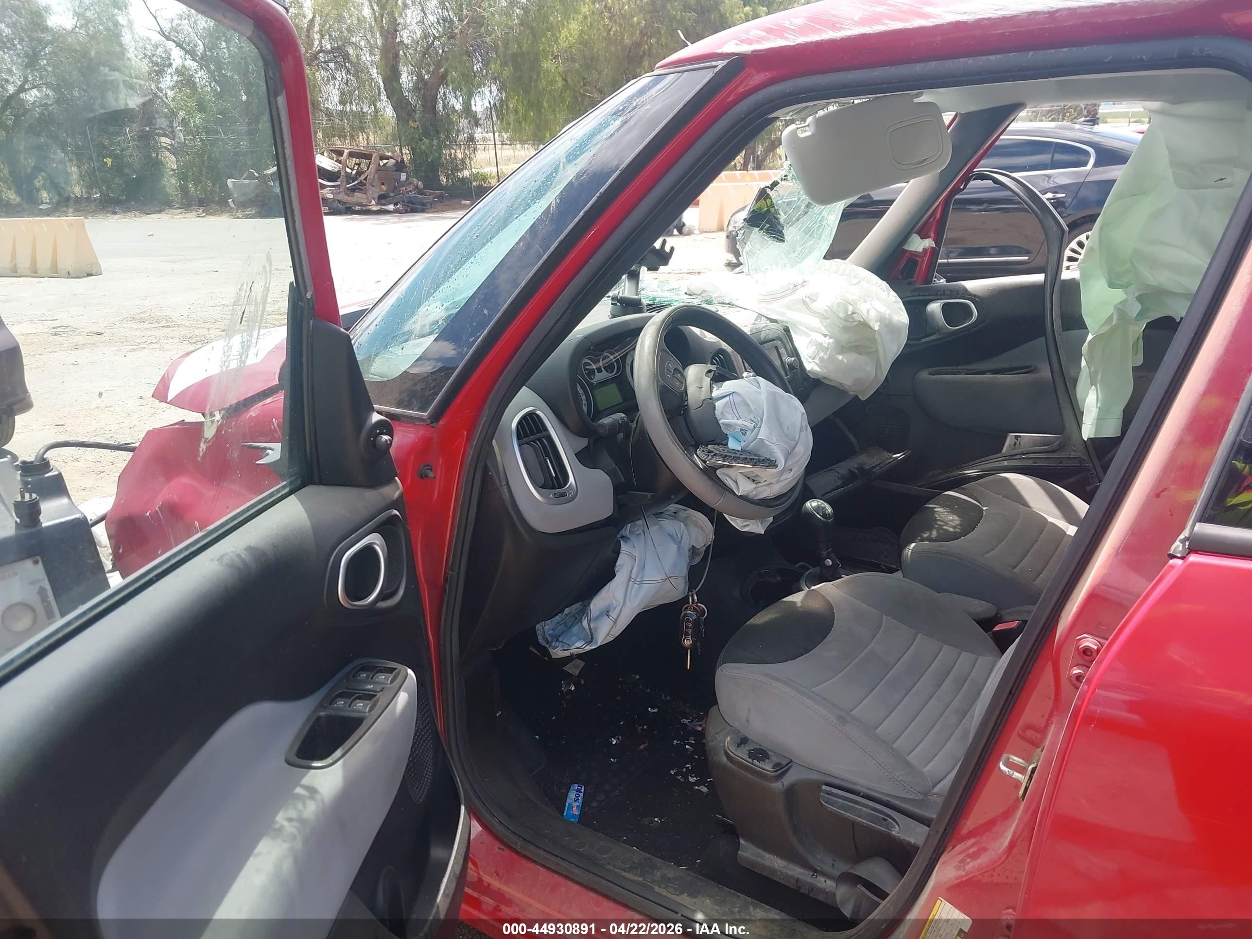 2014 Fiat 500l Easy Красный vin: ZFBCFABH7EZ027691
