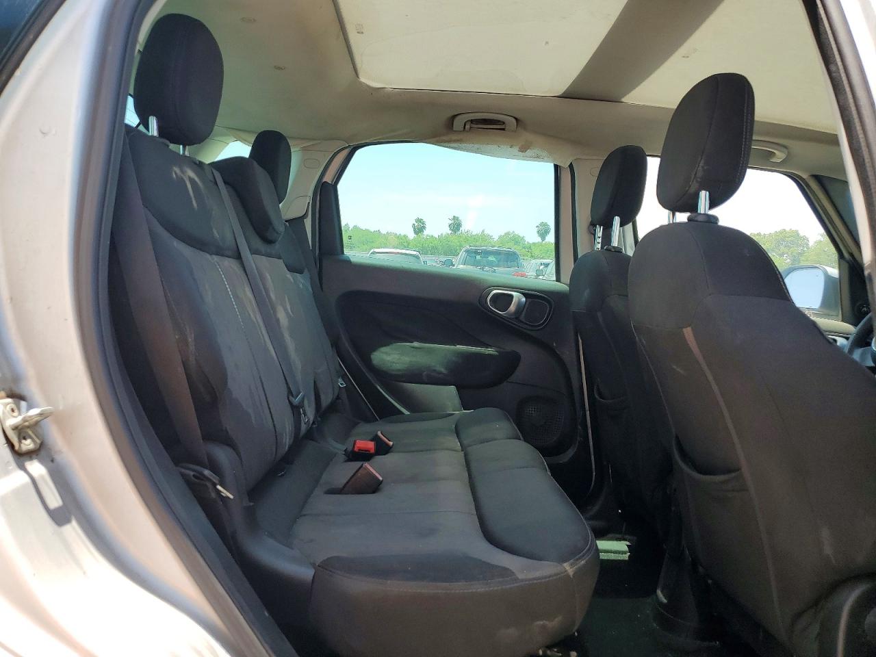 2015 Fiat 500l Easy Silver vin: ZFBCFABH8FZ031248