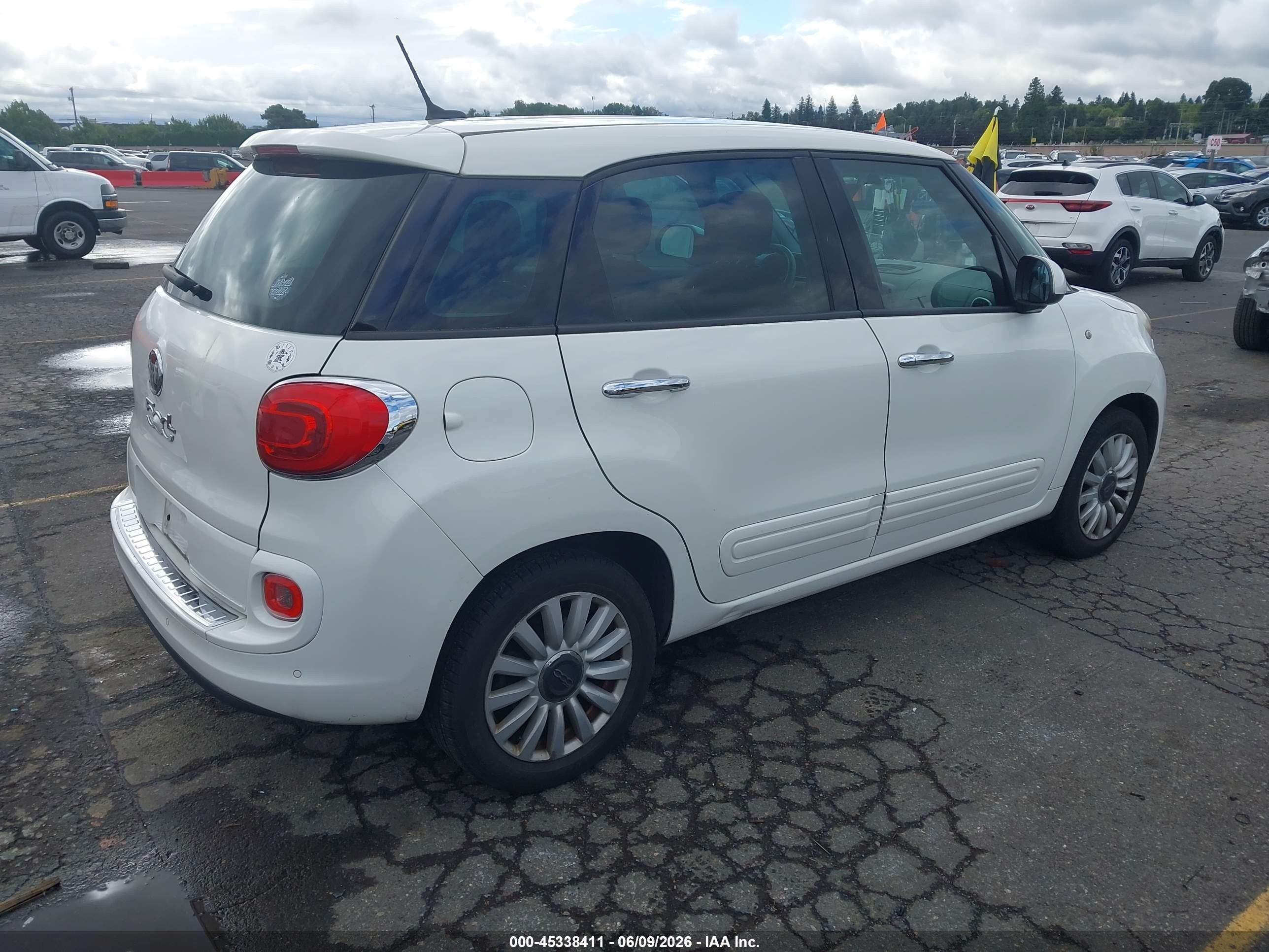 2014 Fiat 500l Easy Белый vin: ZFBCFABH9EZ001724
