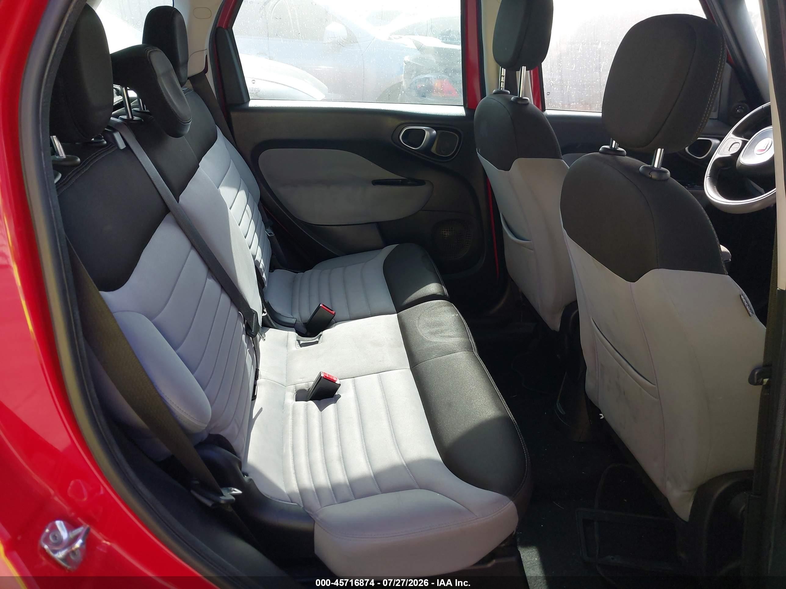 2014 Fiat 500l Easy Red vin: ZFBCFABH9EZ024940