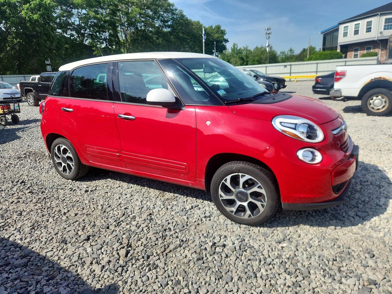 2015 Fiat 500l Easy Red vin: ZFBCFABHXFZ032711