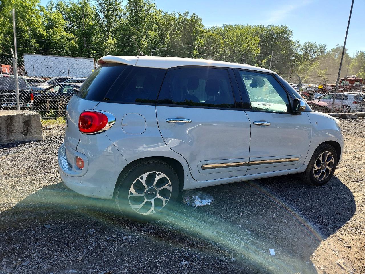 2014 Fiat 500l Lounge Blue vin: ZFBCFACH0EZ010536