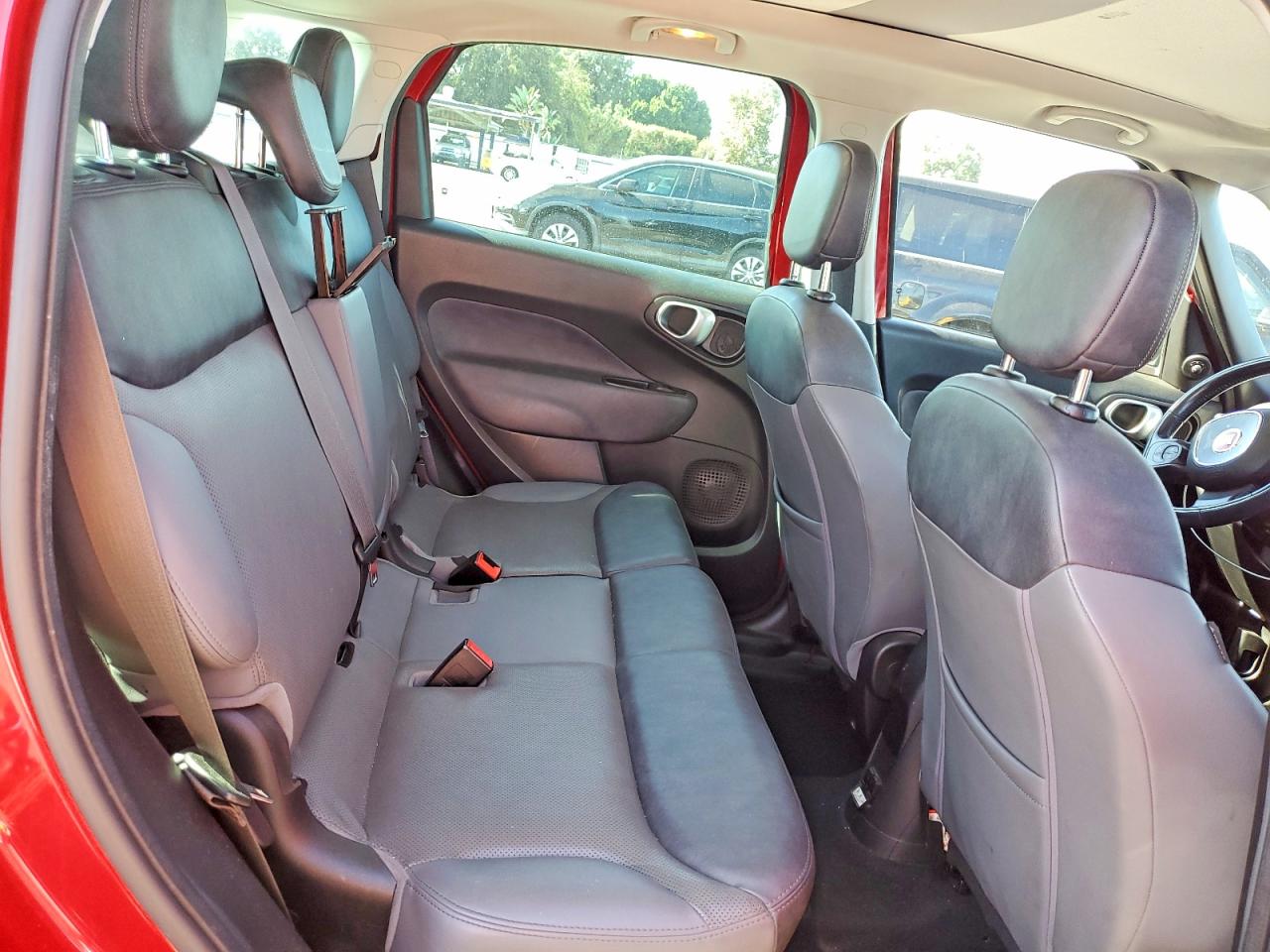2015 Fiat 500l Lounge Red vin: ZFBCFACH2FZ033107