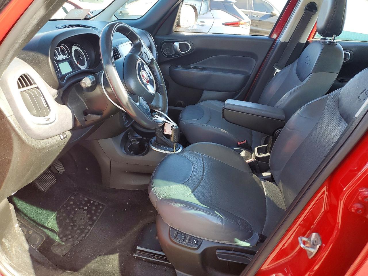 2015 Fiat 500l Lounge Red vin: ZFBCFACH2FZ033107