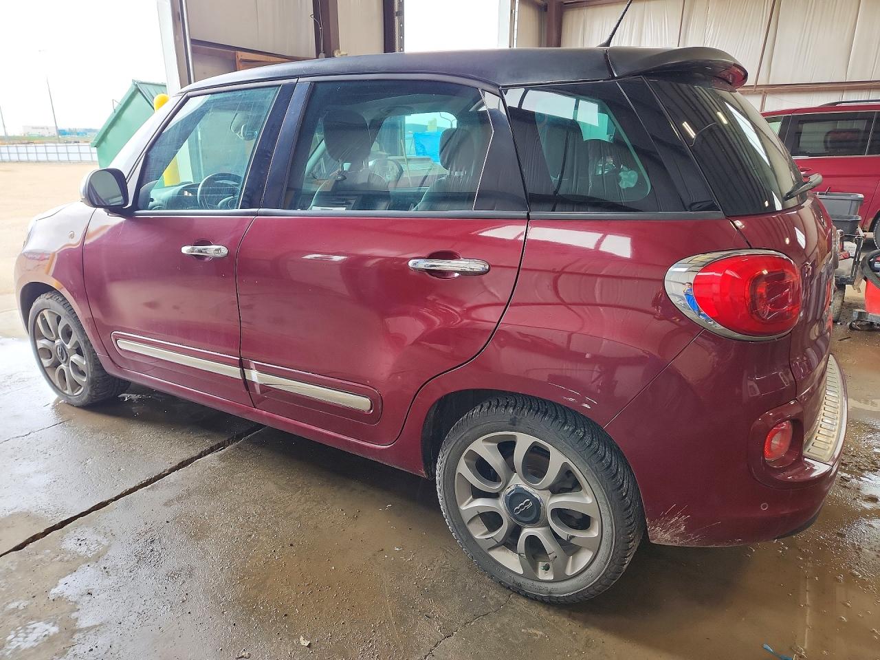 2014 Fiat 500l Lounge Red vin: ZFBCFACH3EZ023331