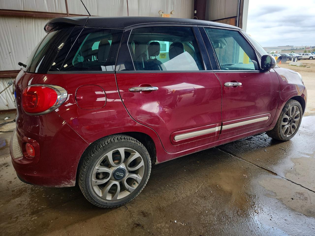 2014 Fiat 500l Lounge Red vin: ZFBCFACH3EZ023331